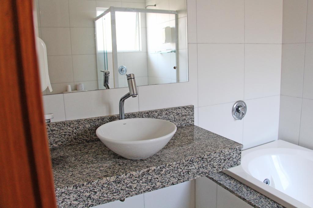 Soder Hotel Санта-Крус-до-Сул Номер фото